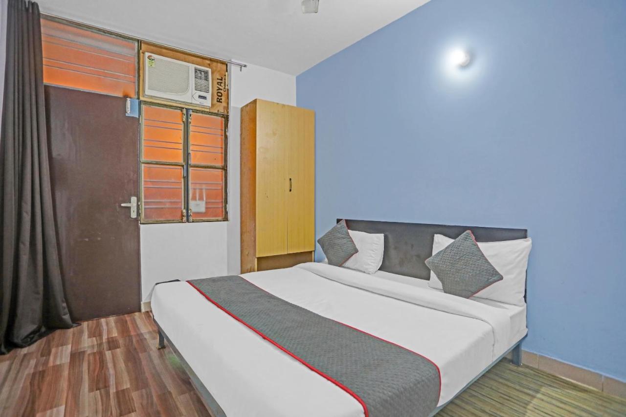 Hotel Collection O Jps Near Pvr Vikaspuri Delhi Extérieur photo